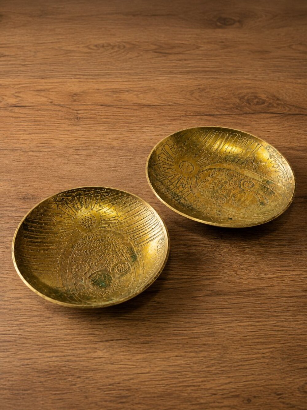 Vintage Tribal Brass Etched Bowls Set of 2 Quito Ecuador Gold 4” MCM Decor